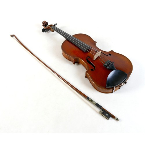 4 - A fine 19th century French violin, with a single piece back, 14