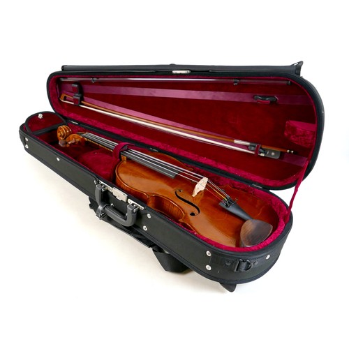 30 - A good full size English viola, made by A. R. Ridler, 1996, with a distinctive quilted maple one pie... 