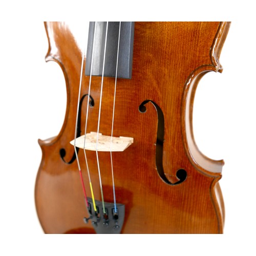 30 - A good full size English viola, made by A. R. Ridler, 1996, with a distinctive quilted maple one pie... 