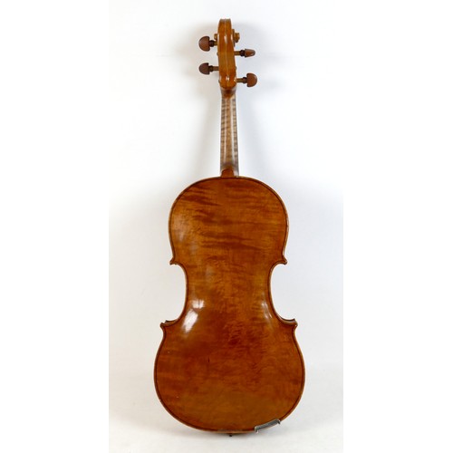 30 - A good full size English viola, made by A. R. Ridler, 1996, with a distinctive quilted maple one pie... 