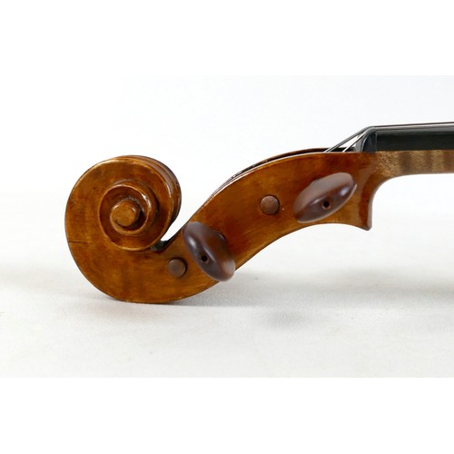 30 - A good full size English viola, made by A. R. Ridler, 1996, with a distinctive quilted maple one pie... 