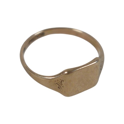 9 - A 9ct yellow gold signet ring, size P, 2.3g.