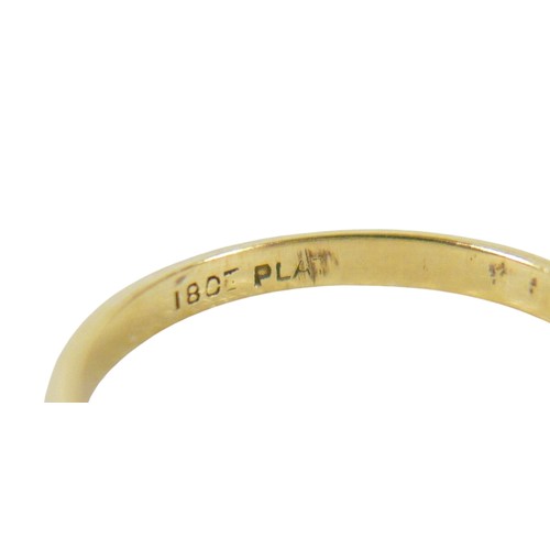 32 - An 18ct yellow gold and platinum three stone diamond ring, illusion set, size K, 2.2g.