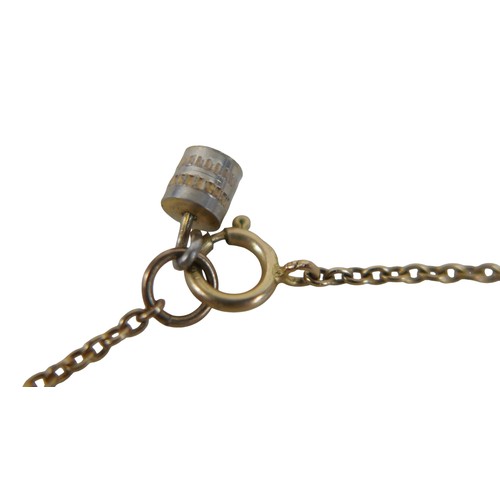 44 - A 9ct yellow gold locket on a 9ct yellow gold chain, chain 48cm long, locket 2cm wide, total weight ... 