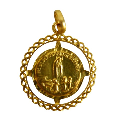 48 - A 9ct yellow gold crucifix on chain and an 18ct St Christopher pendant, 9ct weight 3.8g, 18ct weight... 
