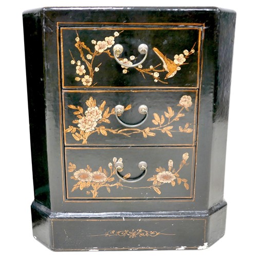 395 - A pair of Chinoiserie decorated bedside chests, late 20th century, each with three drawers, each 50 ... 