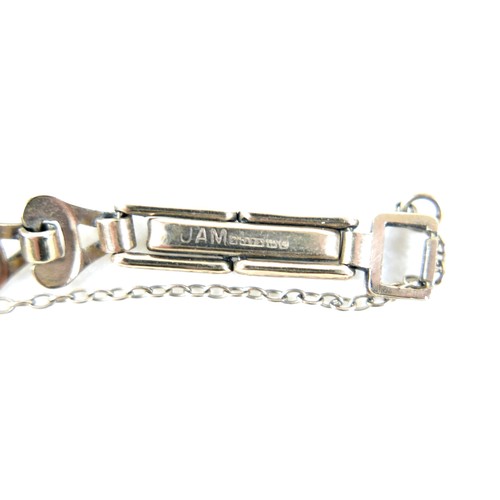 59 - A 9ct gold cased lady's Oriosa wristwatch, with gold strap, square dial, 14.1g.