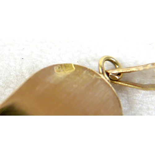 23 - An Egyptian 18ct gold cartouche pendant, 4cm long including loop, 2.2g.