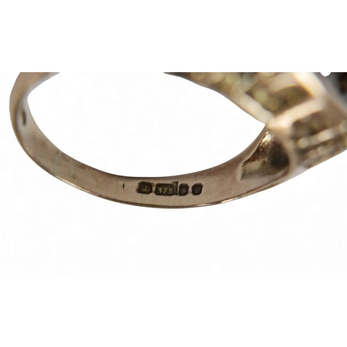 17 - A 9ct gold diamond cluster ring, size N, 3.4g.