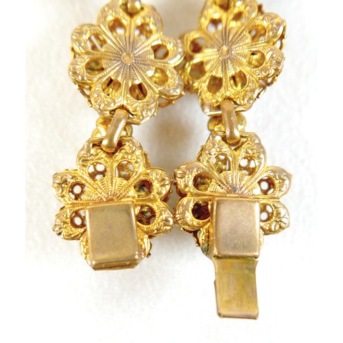 12 - An emerald cut loose ruby 8.92ct wit GIL laboratory card certificate, plus ER enamel pendant on chai... 