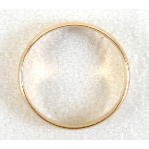 51 - A 22ct gold wedding band ring, size K, 2.5g.