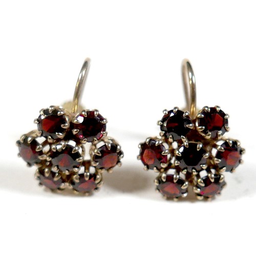 50 - A 9ct yellow gold garnet necklace and a pair of 9ct yellow gold screw back garnet earrings, necklace... 