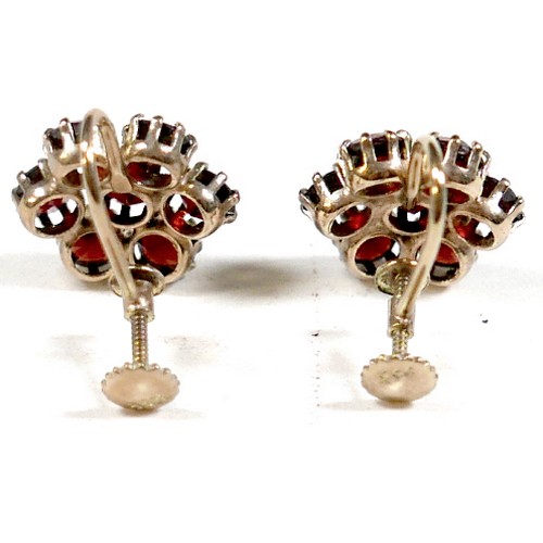 50 - A 9ct yellow gold garnet necklace and a pair of 9ct yellow gold screw back garnet earrings, necklace... 