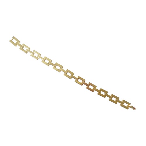 2 - An 18k yellow gold bracelet, bar link design, maker RGP, 9.5mm wide, 20cm long, 31.5g.