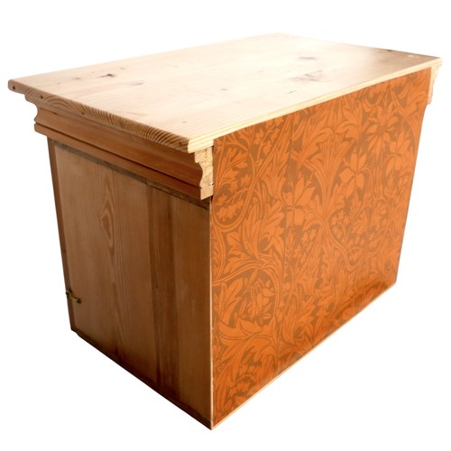 59 - A pine doll's house display case for a single room, with hinged glazed doors, 56 by 34.5 by 42cm hig... 