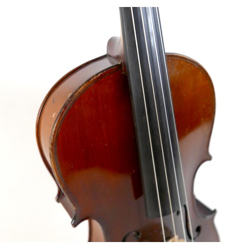 296 - An early 20th century viola, possibly Jerome Thibouville Lamy workshop, unlabelled, one piece back, ... 