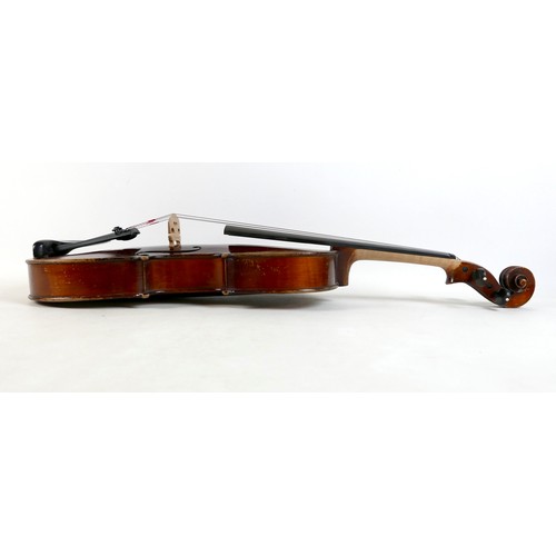 296 - An early 20th century viola, possibly Jerome Thibouville Lamy workshop, unlabelled, one piece back, ... 
