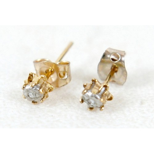 29 - A collection of costume jewellery and some silver, including a silver ingot pendant necklace, 1.2toz... 