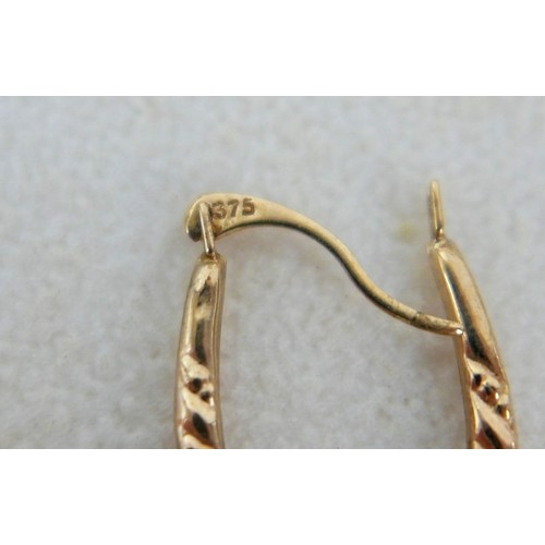 33 - A collection of earrings and cufflinks to include: pair 15ct (625) gold oval cufflinks with metal ch... 