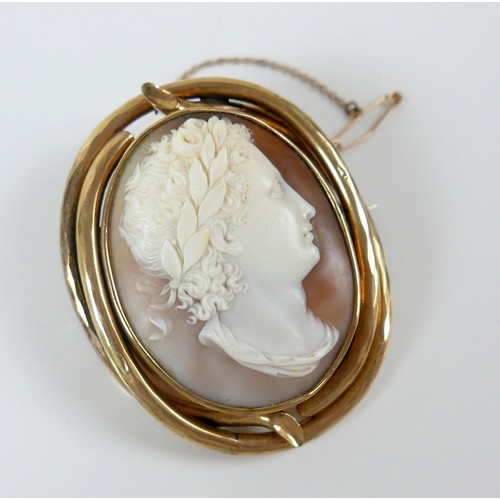 2 - A fine and impressive Victorian yellow metal cameo of Caesar Augustus in profile, overall 7 by 5 by ... 