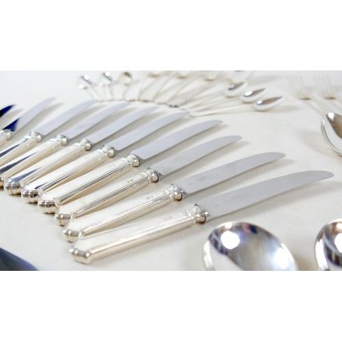 219 - An Elizabeth II silver suite of cutlery, by Elkington & Co, comprising four tablespoons, 21.7cm long... 