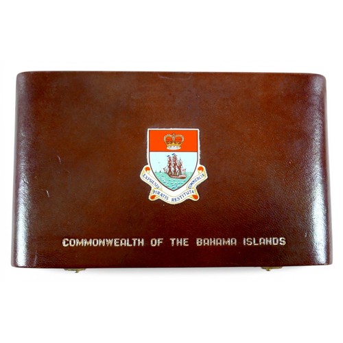 138 - An Elizabeth II 22ct gold Commonwealth of the Bahama Islands gold proof four coin set, 1971, to incl... 