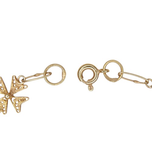 43 - A 9ct gold filigree bracelet, with Maltese cross shaped links, 20cm long, 3.4g.