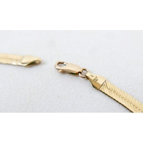 16 - A 9ct yellow gold flat link Italian necklace, 40cm long, 8.8g.