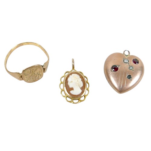 12 - A collection of 9ct yellow gold and gilt metal jewellery including brooches, earrings, a signet ring... 