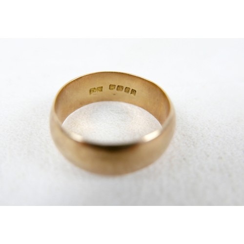 10 - A George V 18ct yellow gold gentleman's wedding band, possibly Louis Symelman, London 1918, size Y, ... 
