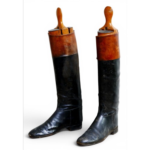 262 - A pair of vintage black and tan leather riding boots, sole length 26cm, boot height 45cm overall, wi... 