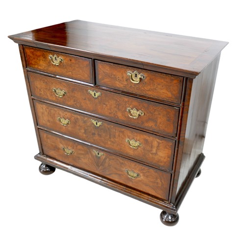468 - A William & Mary walnut chest of drawers, late 17th century, cross banded quarter veneer top, well f... 