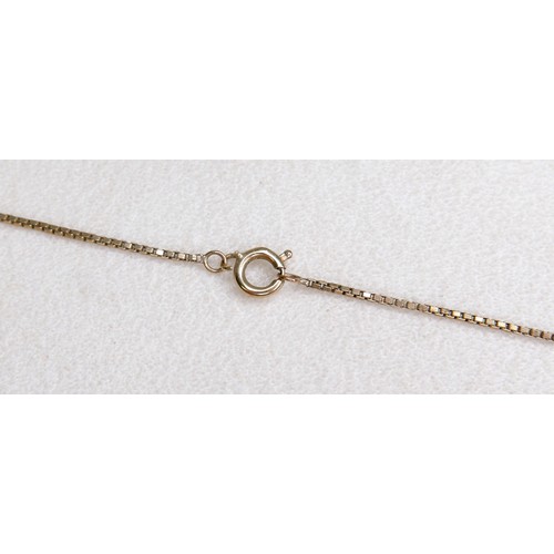46 - A 9ct gold thin chain necklace, 58cm, 4.5g, plus an unmarked gold metal box chain necklace 1.6g (tot... 