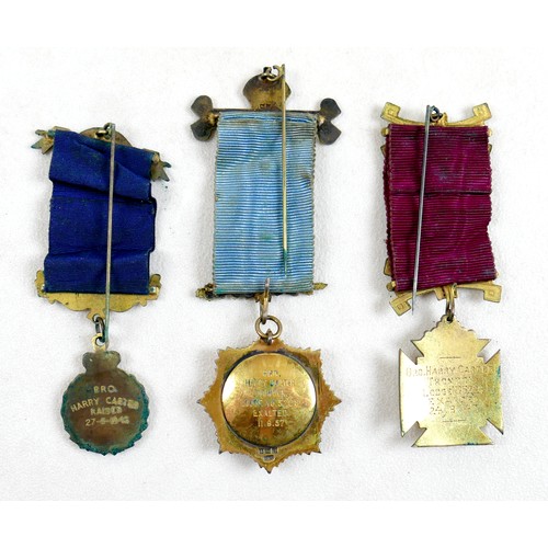 16 - A collection of Masonic medals and silver jewellery, comprising a Royal Antidiluvian Order of Buffal... 