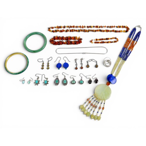 25 - A small group of jewellery, including a jade, lapis and pink stone pendant necklace, 44cm long, silv... 