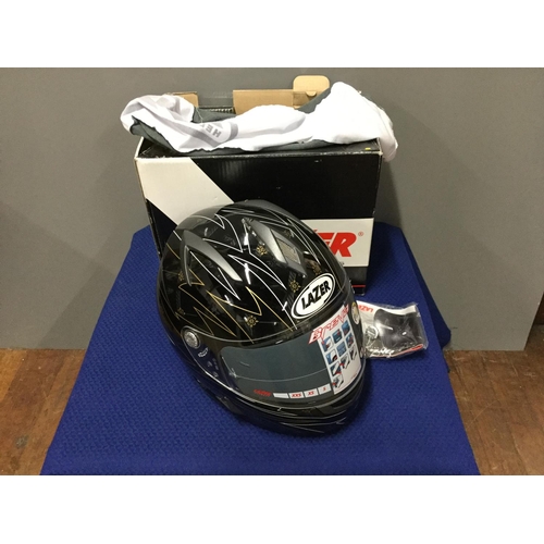 59 - new boxed Lazar motorbike helmet