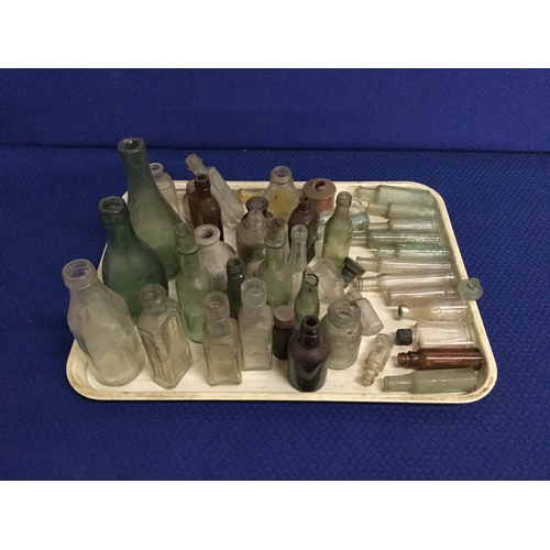 474 - Qty of vintage glass bottles
