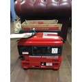 Yanmar YSG 750 Suitcase silent generator (perfect working order)