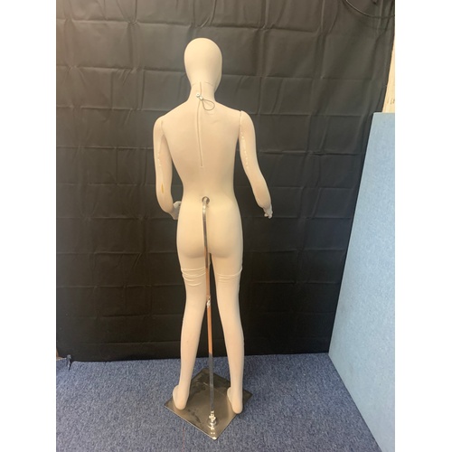 114 - Female mannequin on stand.