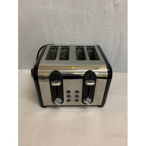 78 - 4 slice stainless steel toaster.