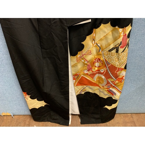 299 - Vintage Japanese Kimono. See pics.