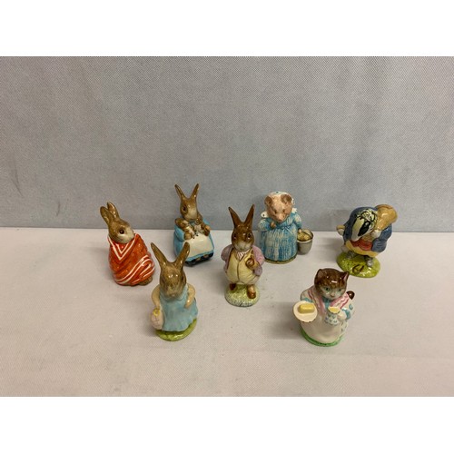 352 - 7 Beswick Beatrix Potter figures to include 