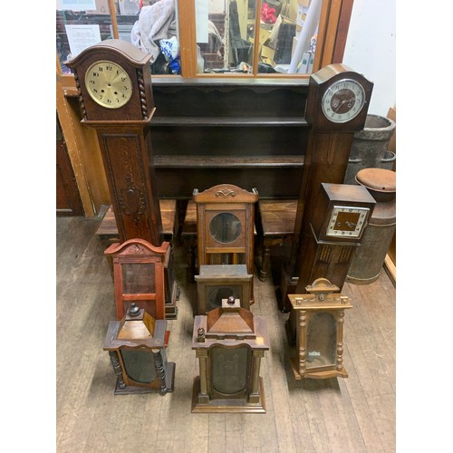 464 - Vintage clocks and clock parts (as found)