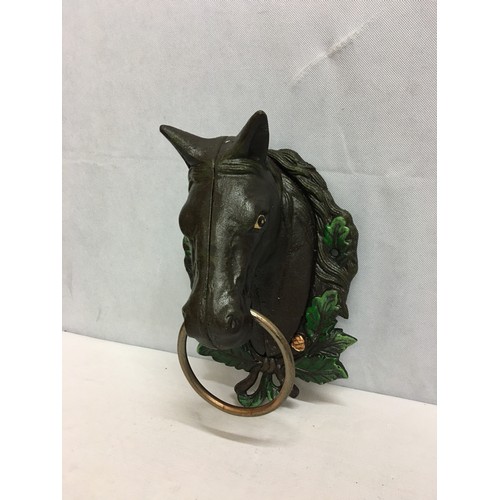 24 - Large Cast iron horse head tether. 27cm long by 20cm across.