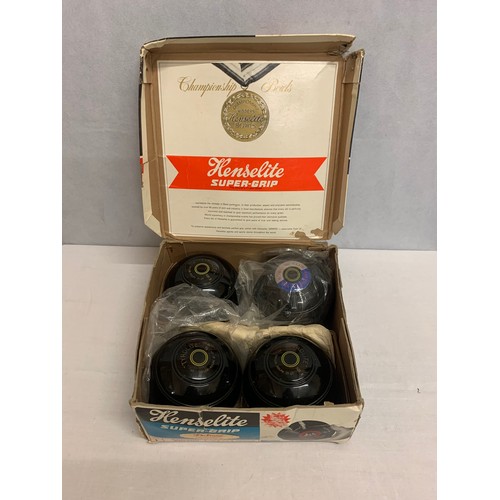 155 - Boxed set of Henselite lawn bowls.