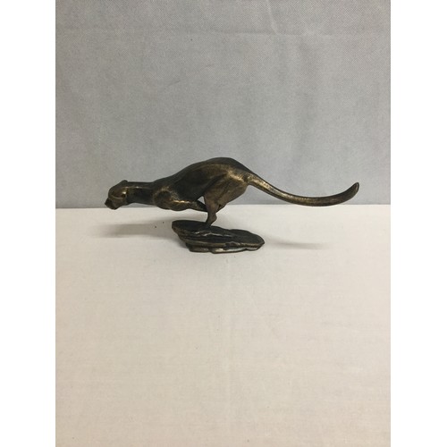 256 - Art deco style bronze cheetah figure.