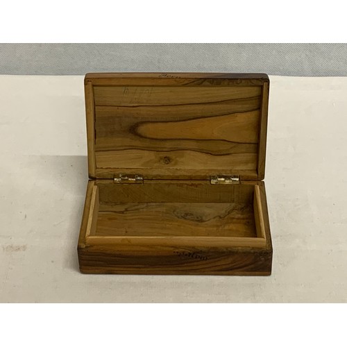 341 - Rare olive wood Islamic, Mosque of Oman box.