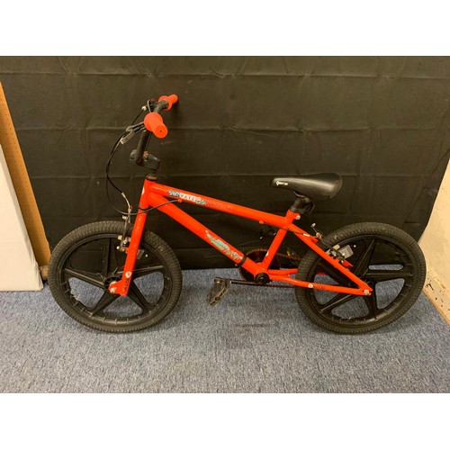 383 - shockwave bmx bike