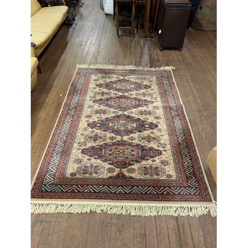 409 - Vintage floor rug.