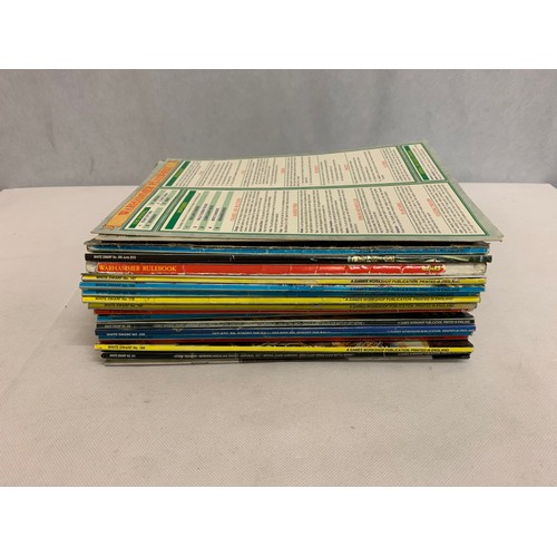 443 - Qty of Warhammer and White Dwarf magazines. + lot 442